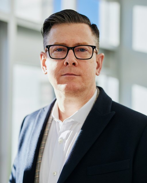 Managing director, the photo sent in